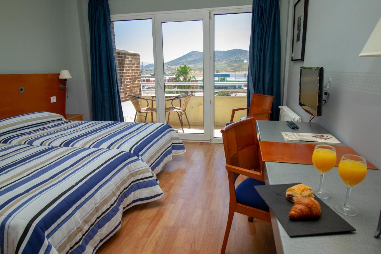 Hotel Azar Plasencia Zewnętrze zdjęcie